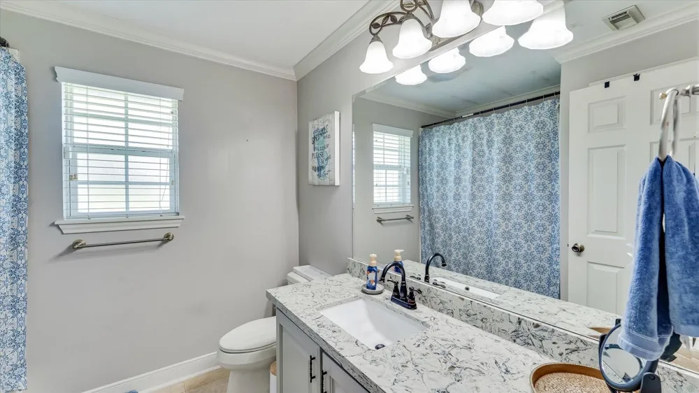 65 County Road 2209 Cleveland, TX 77327