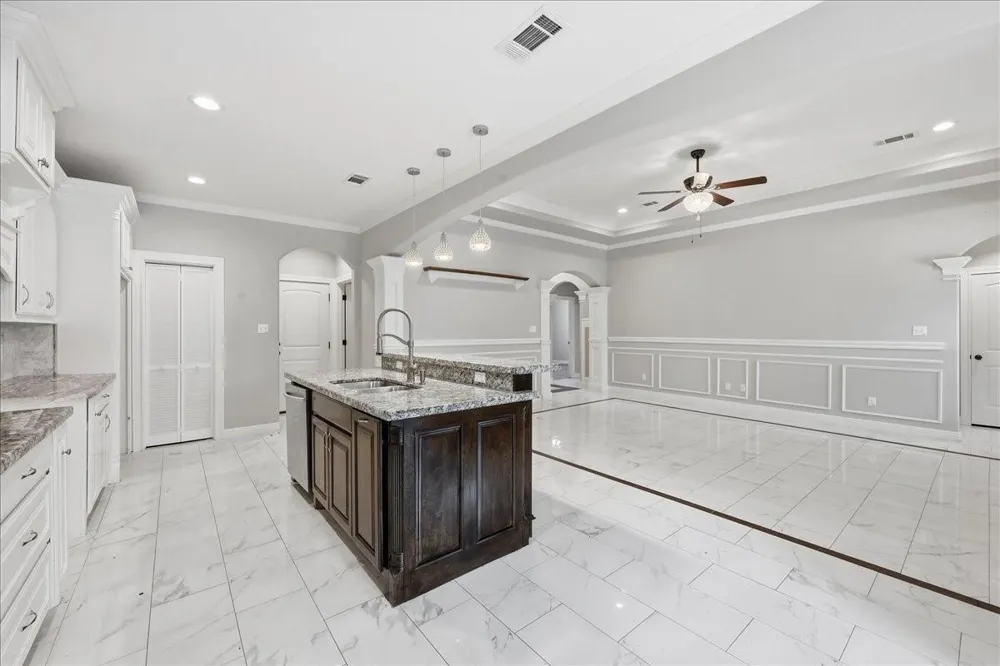 7790 Quail Court Beaumont, TX 77713