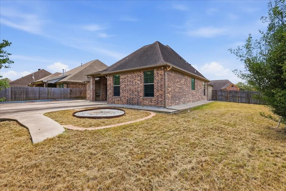 7790 Quail Court Beaumont, TX 77713