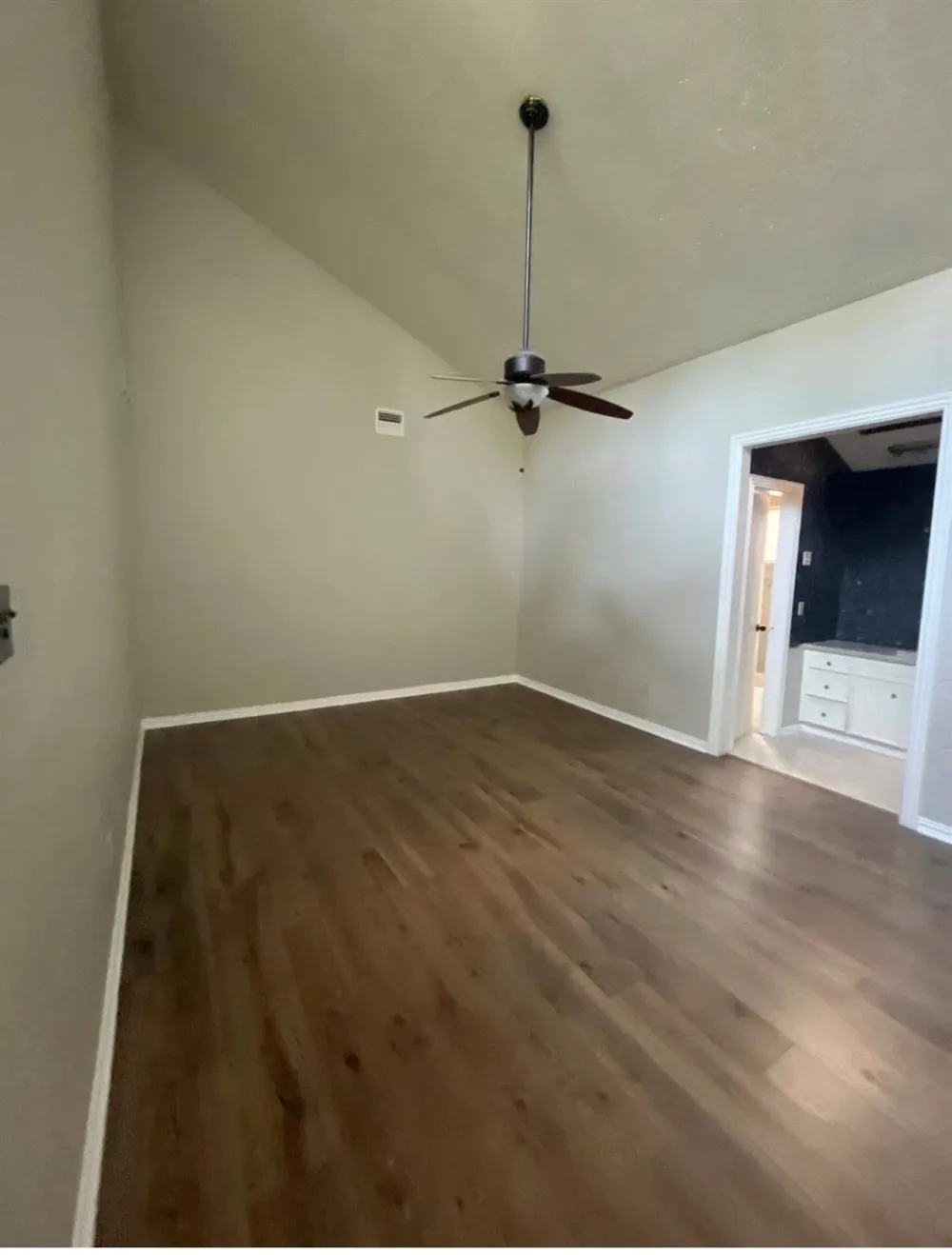 56 S Circlewood Glen Spring, TX 77381