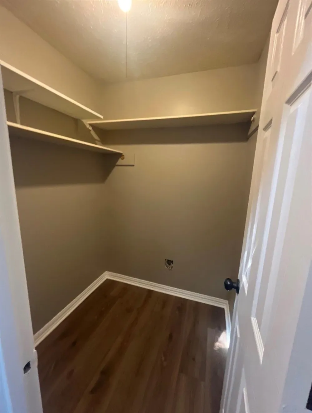 56 S Circlewood Glen Spring, TX 77381