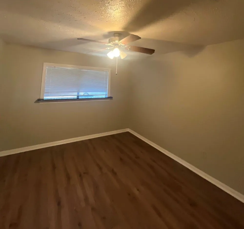 56 S Circlewood Glen Spring, TX 77381