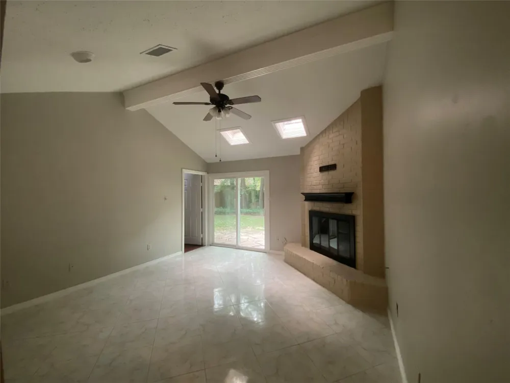 56 S Circlewood Glen Spring, TX 77381
