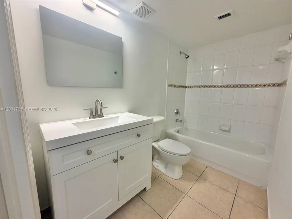 1650 Coral Way #504 Miami, FL 33145