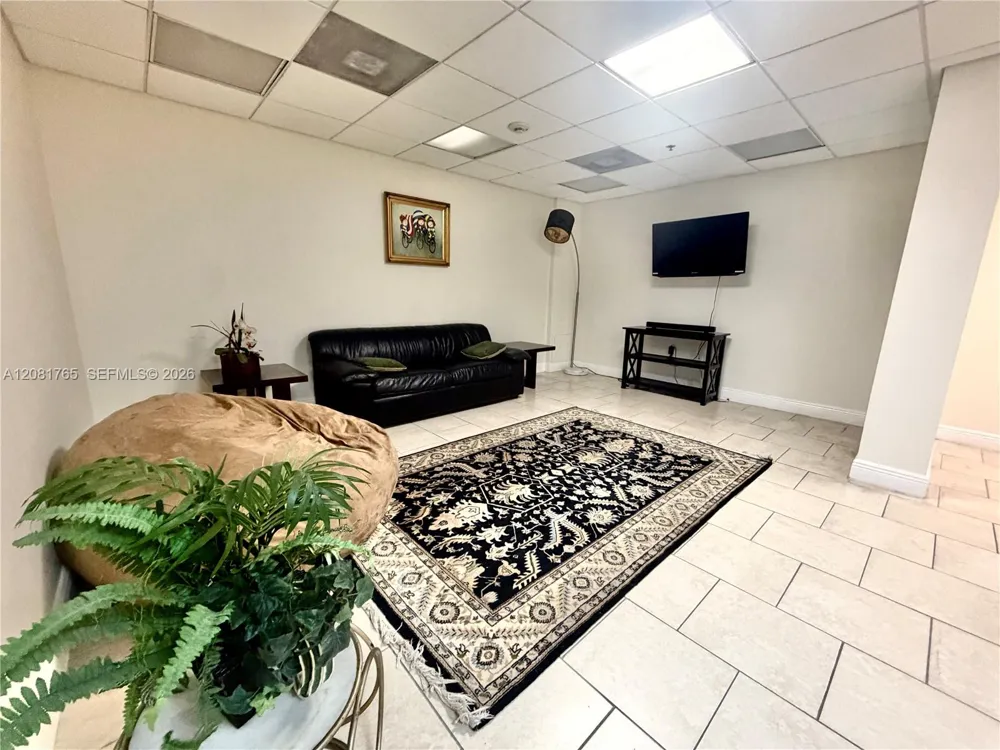 1650 Coral Way #504 Miami, FL 33145