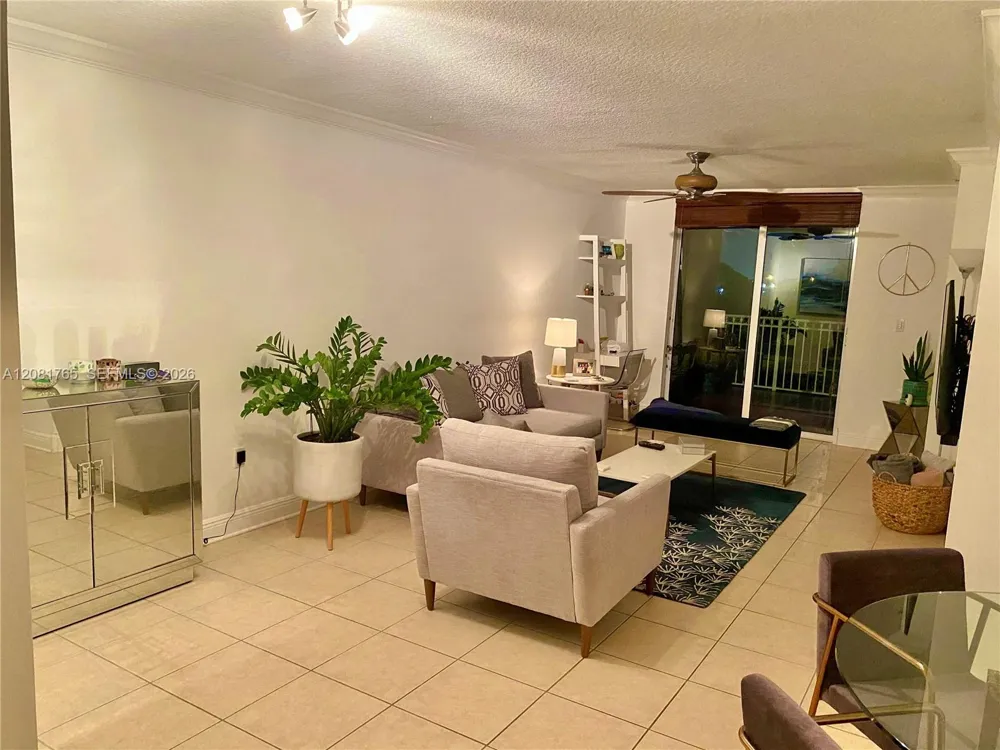 1650 Coral Way #504 Miami, FL 33145