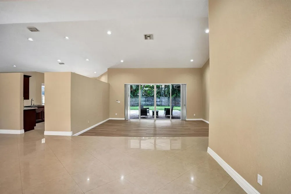 10255 GUATEMALA STREET Cooper City, FL 33026
