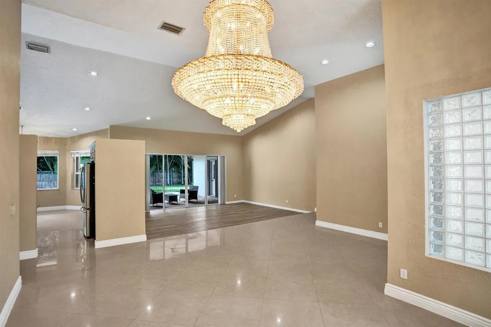 10255 GUATEMALA STREET Cooper City, FL 33026