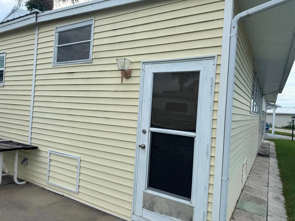5374 SE 64th Terrace Okeechobee, FL 34974