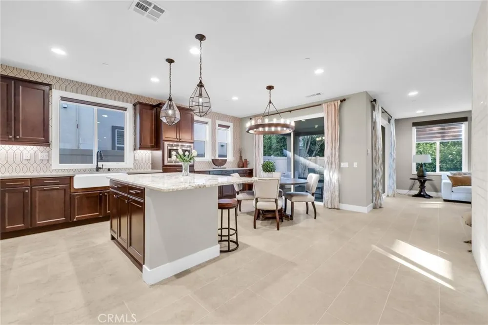 1164 Portola Oaks Dr Lake Forest, CA 92610