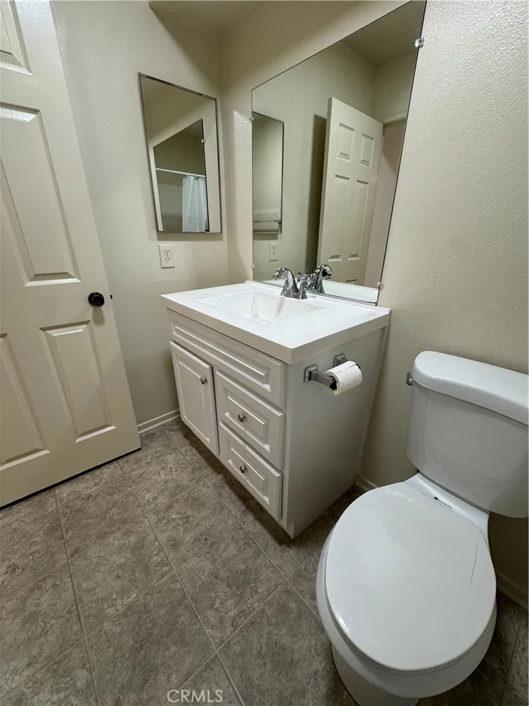 2616 Canada #102 Glendale, CA 91208