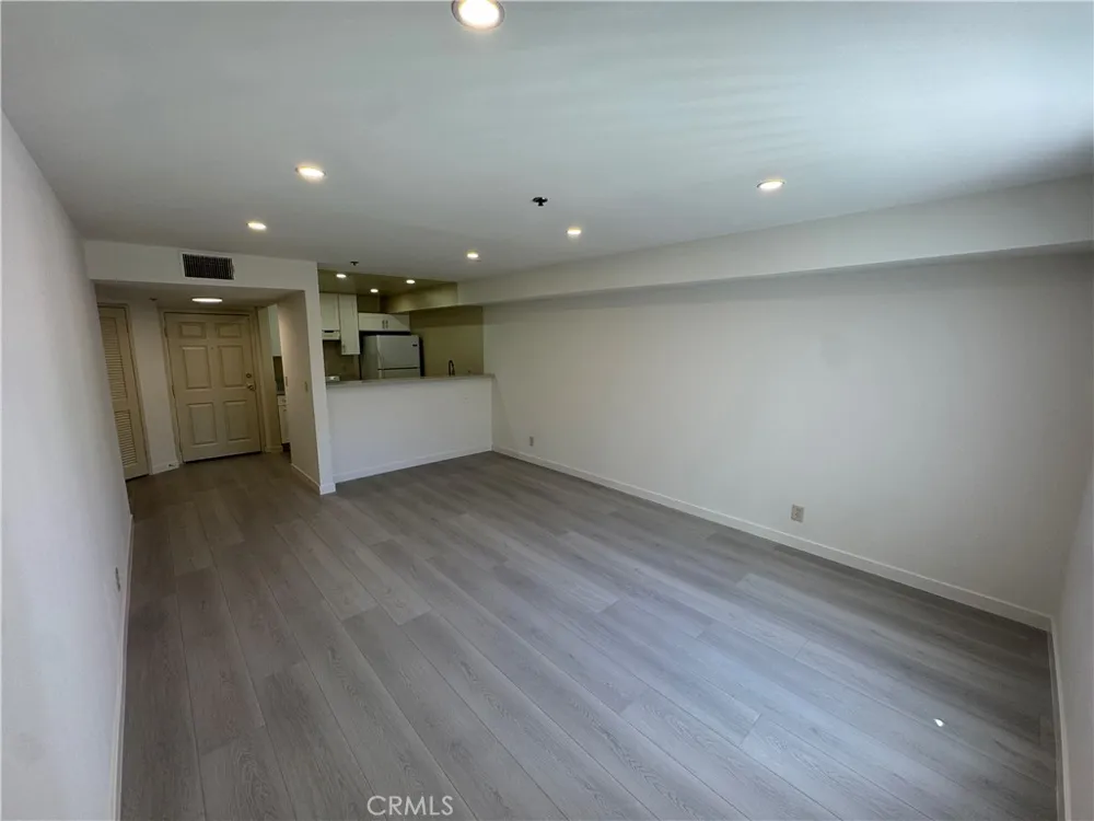 2616 Canada #102 Glendale, CA 91208