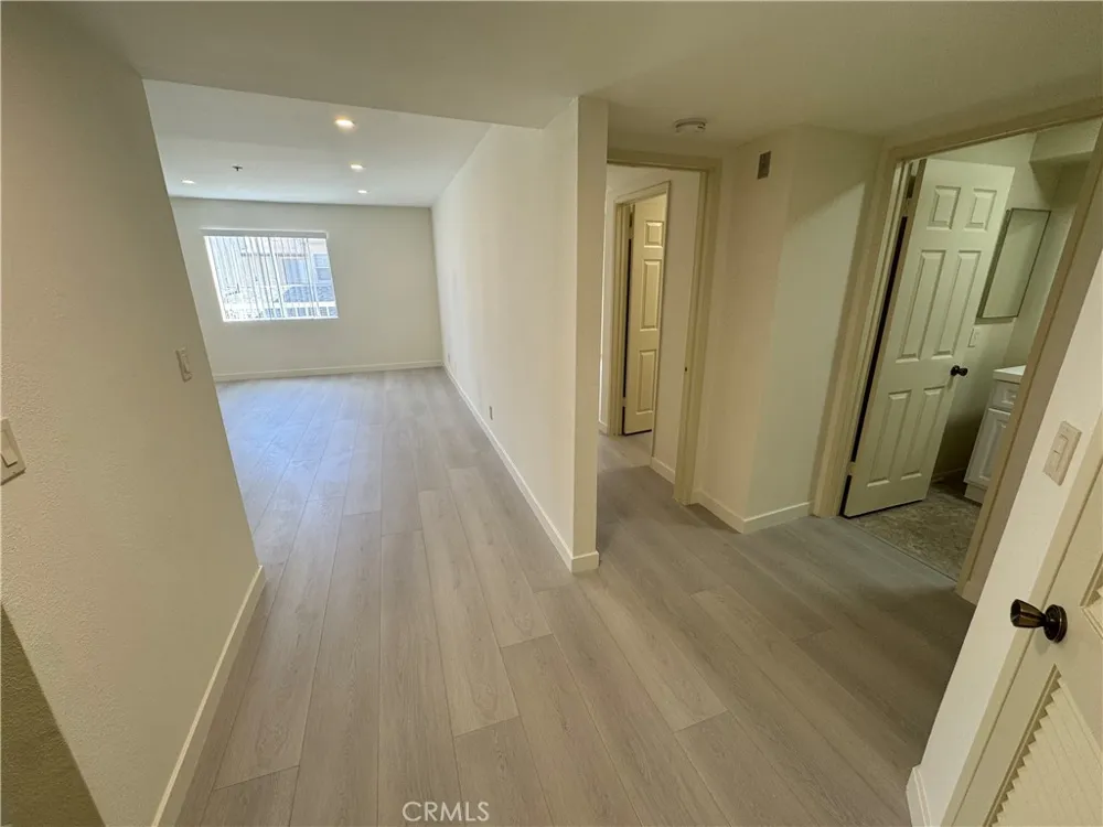 2616 Canada #102 Glendale, CA 91208
