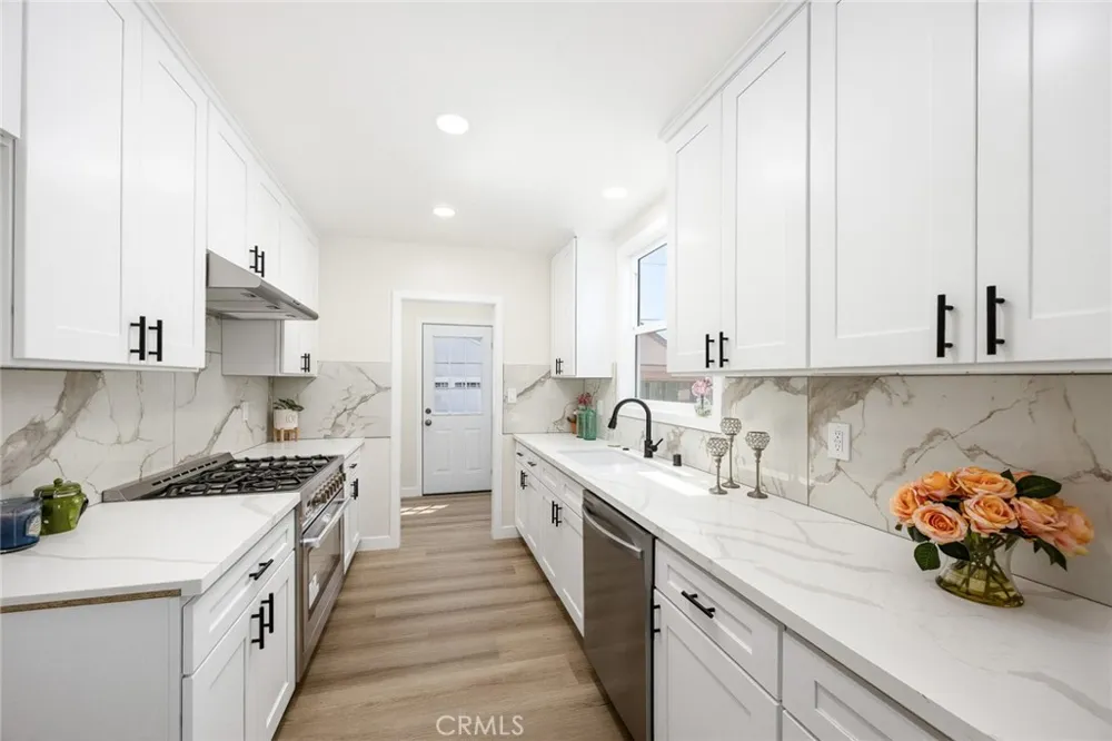 608 W Markland Drive Monterey Park, CA 91754