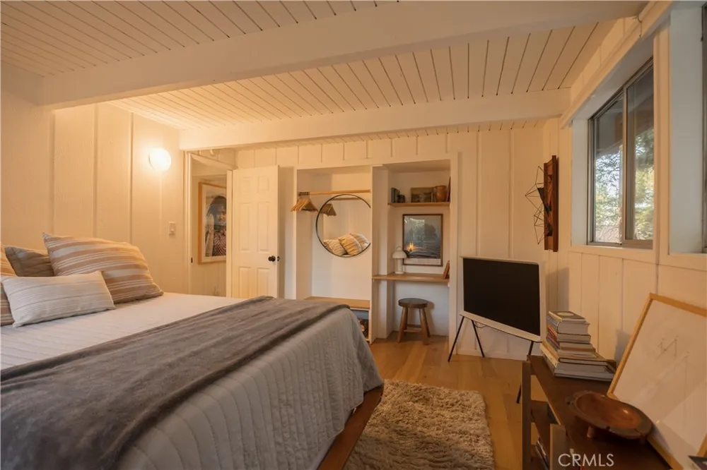 399 Rainier Road Lake Arrowhead, CA 92352
