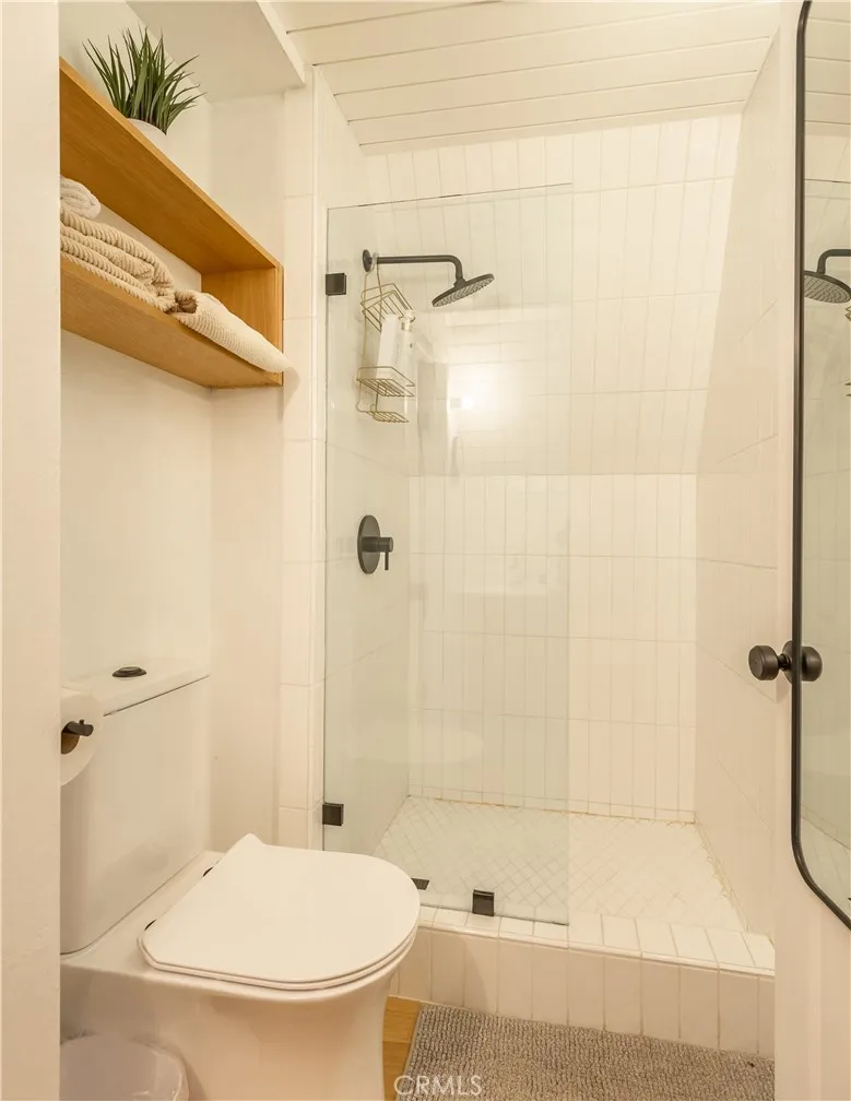399 Rainier Road Lake Arrowhead, CA 92352