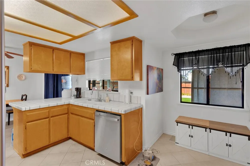 12745 Yellowstone Victorville, CA 92395