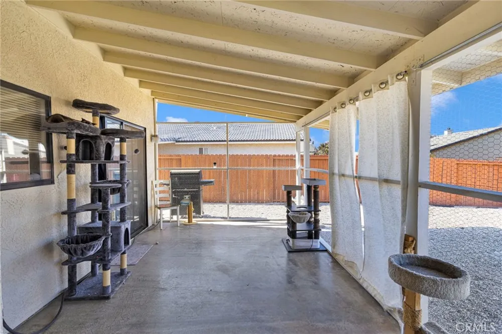 12745 Yellowstone Victorville, CA 92395