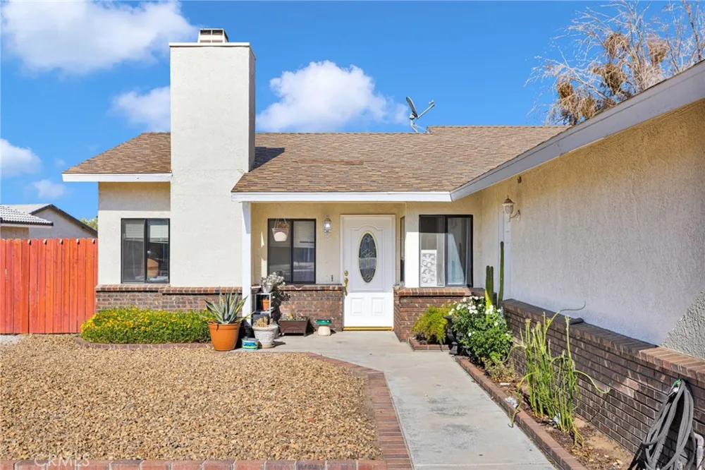 12745 Yellowstone Victorville, CA 92395