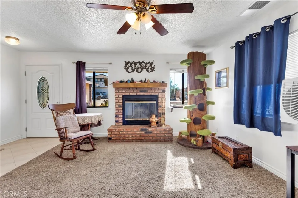 12745 Yellowstone Victorville, CA 92395
