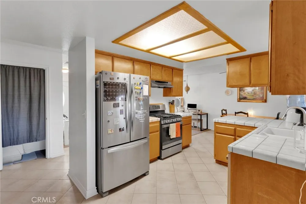 12745 Yellowstone Victorville, CA 92395