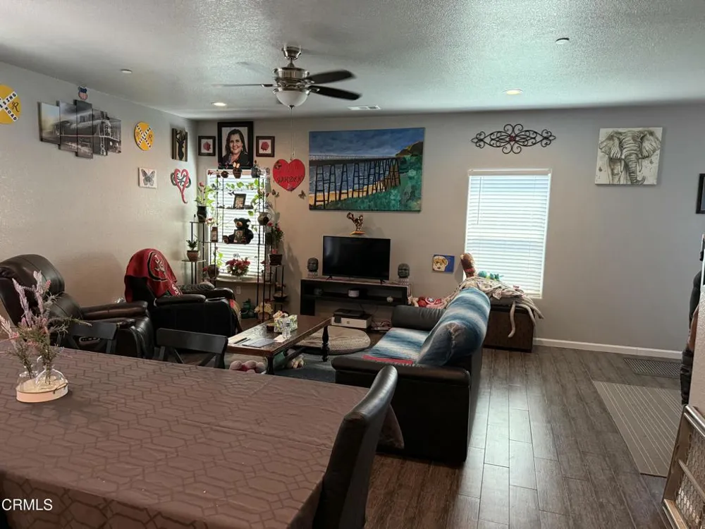 594 Granada Court Merced, CA 95341