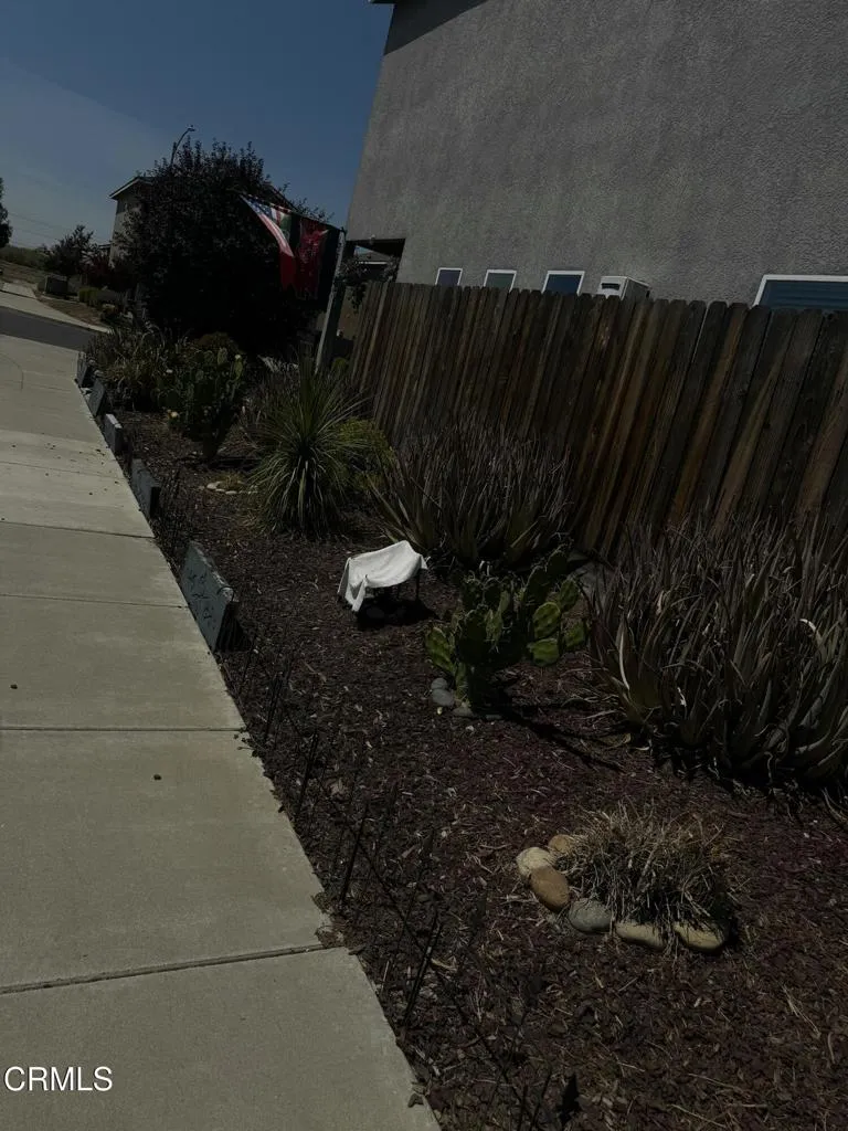 594 Granada Court Merced, CA 95341