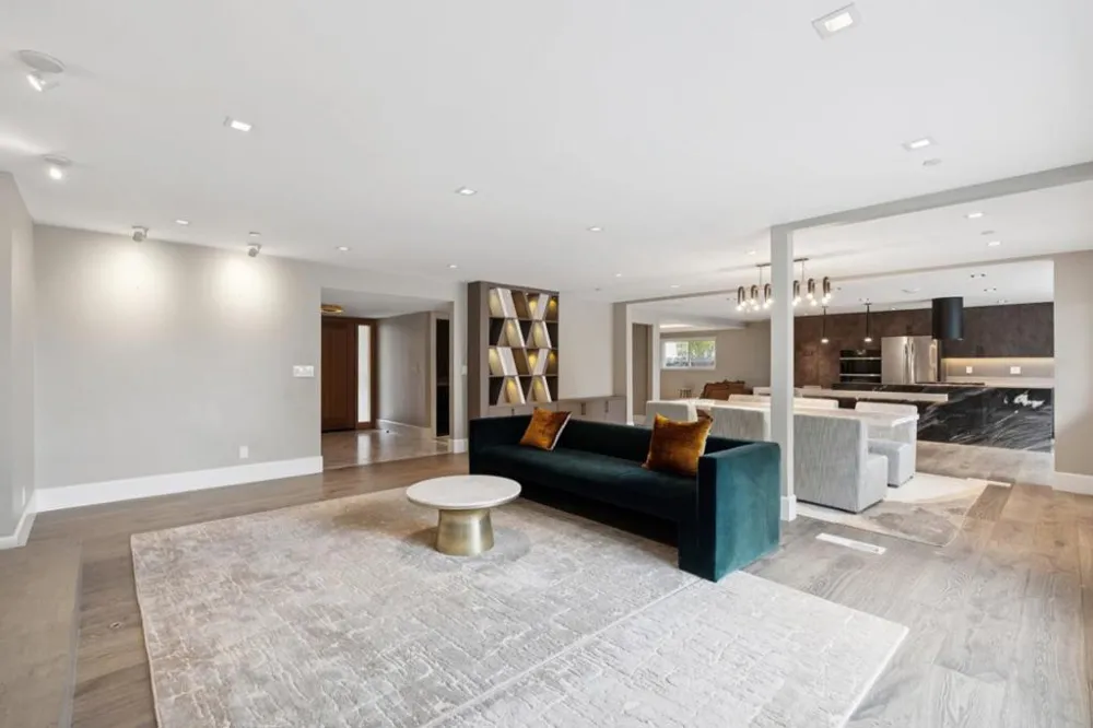 1818 Loyola Drive Burlingame, CA 94010