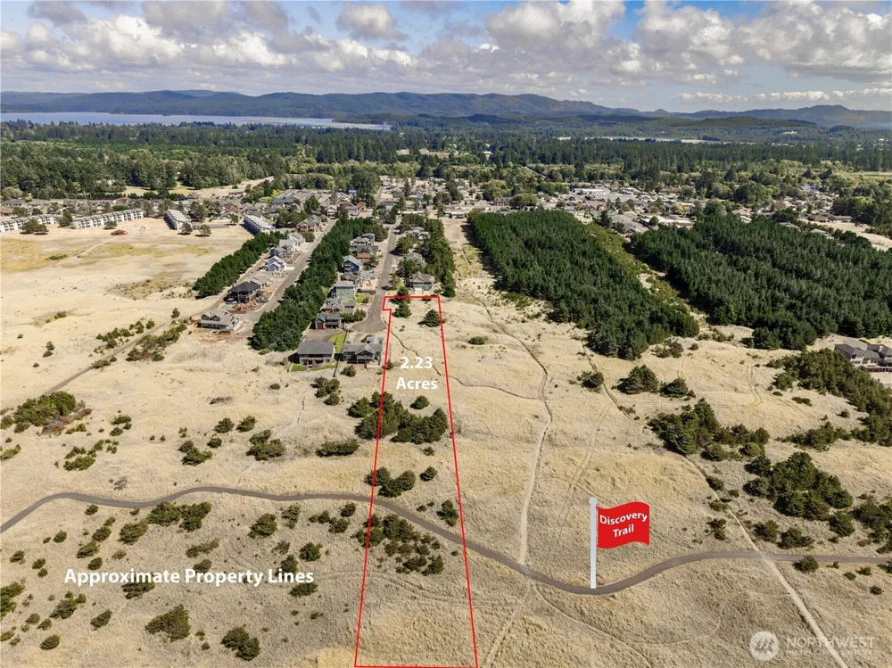 235 25th Street NW Long Beach, WA 98631