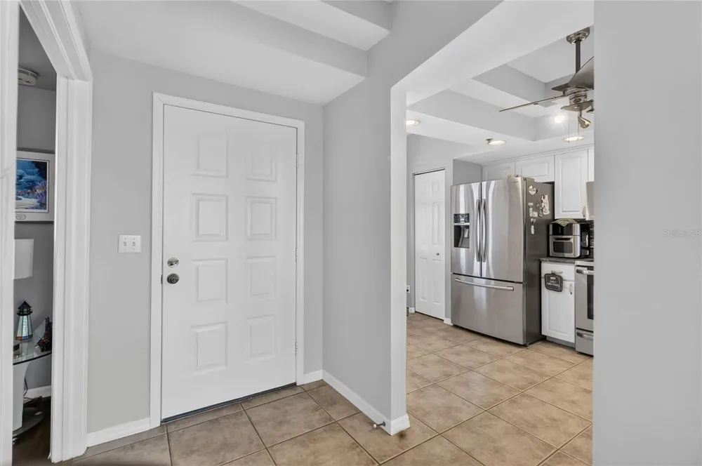 6251 SHORELINE DRIVE #2301 Seminole, FL 33708