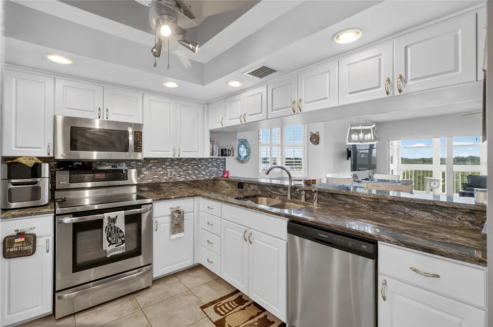 6251 SHORELINE DRIVE #2301 Seminole, FL 33708