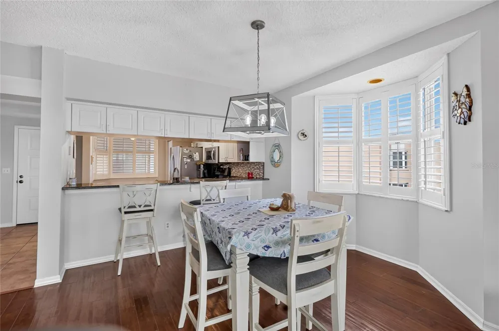 6251 SHORELINE DRIVE #2301 Seminole, FL 33708