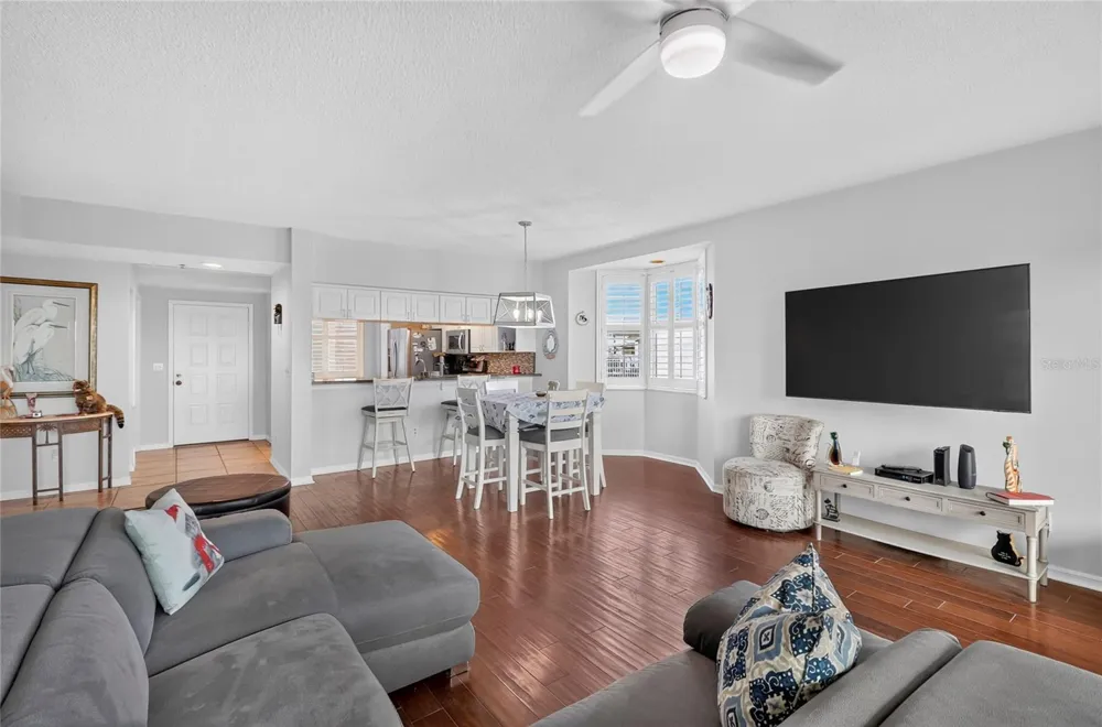 6251 SHORELINE DRIVE #2301 Seminole, FL 33708