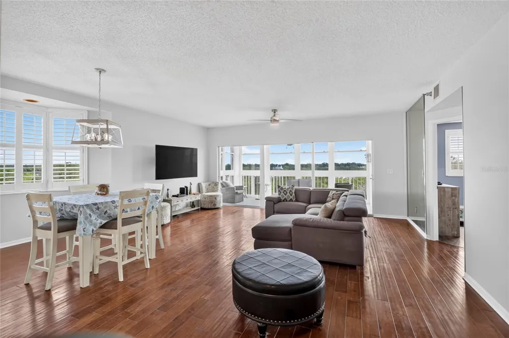 6251 SHORELINE DRIVE #2301 Seminole, FL 33708