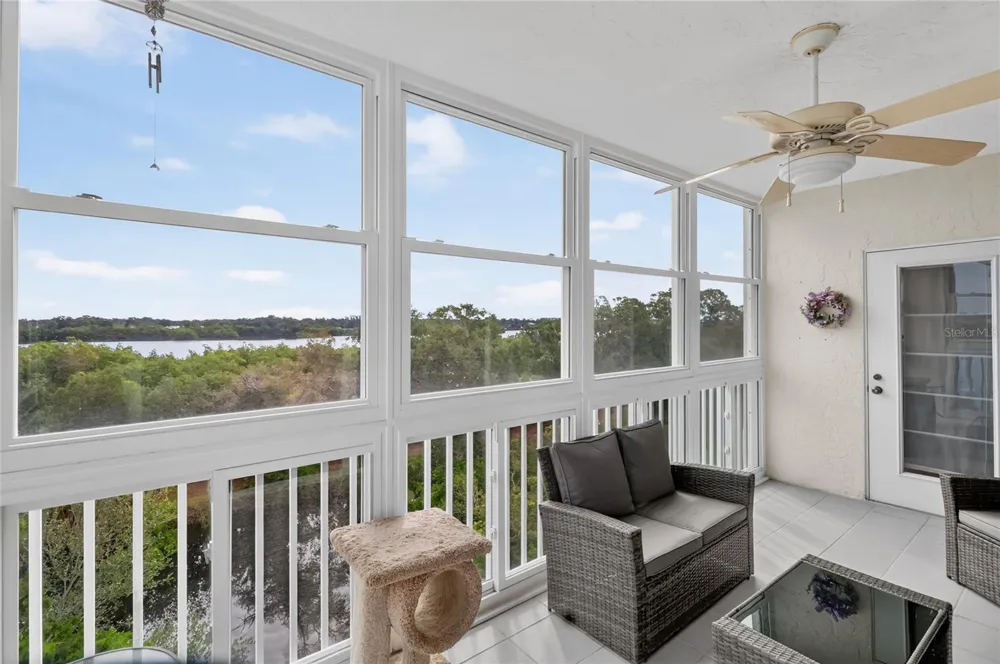 6251 SHORELINE DRIVE #2301 Seminole, FL 33708