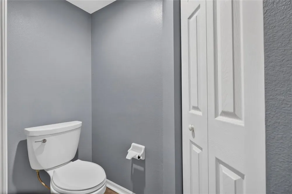 6251 SHORELINE DRIVE #2301 Seminole, FL 33708