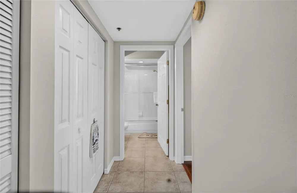 6251 SHORELINE DRIVE #2301 Seminole, FL 33708
