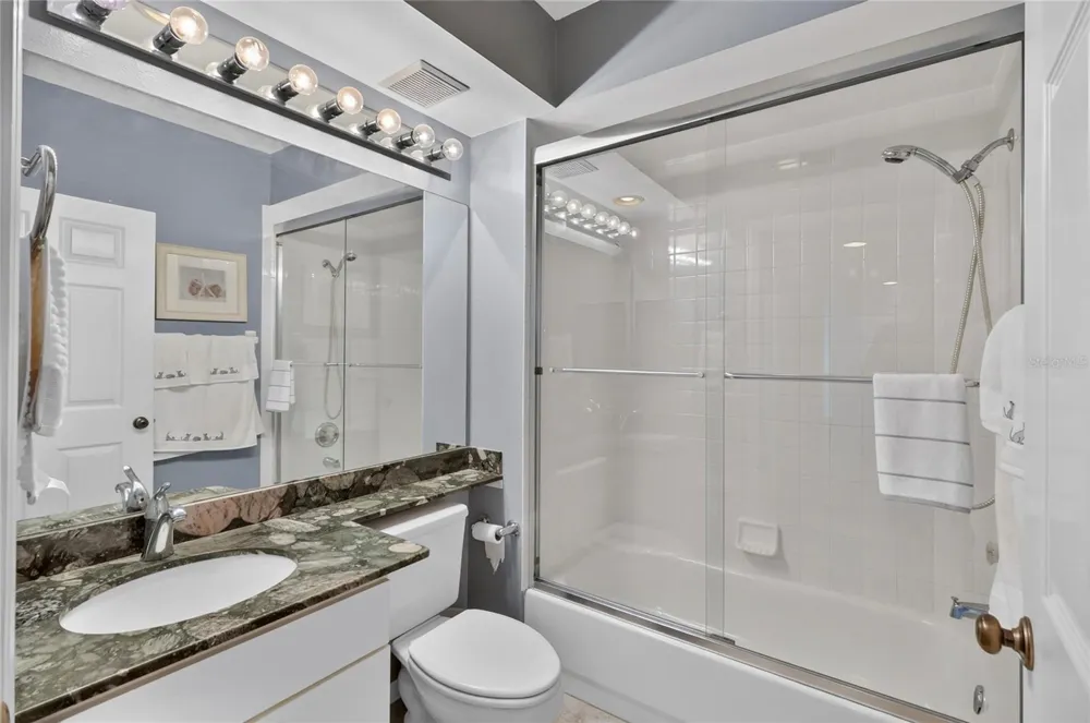 6251 SHORELINE DRIVE #2301 Seminole, FL 33708
