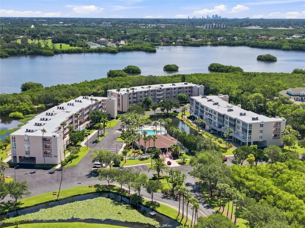 6251 SHORELINE DRIVE #2301 Seminole, FL 33708
