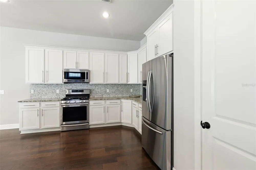 11042 NW 18TH ROAD Gainesville, FL 32606