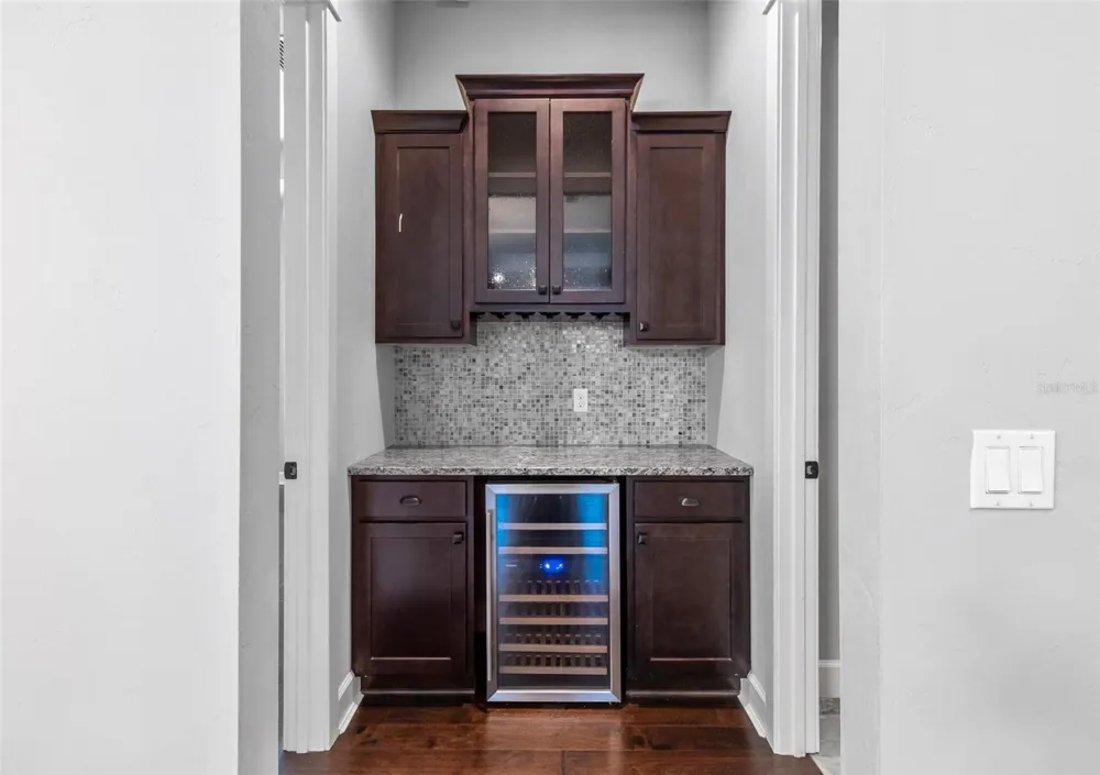 11042 NW 18TH ROAD Gainesville, FL 32606