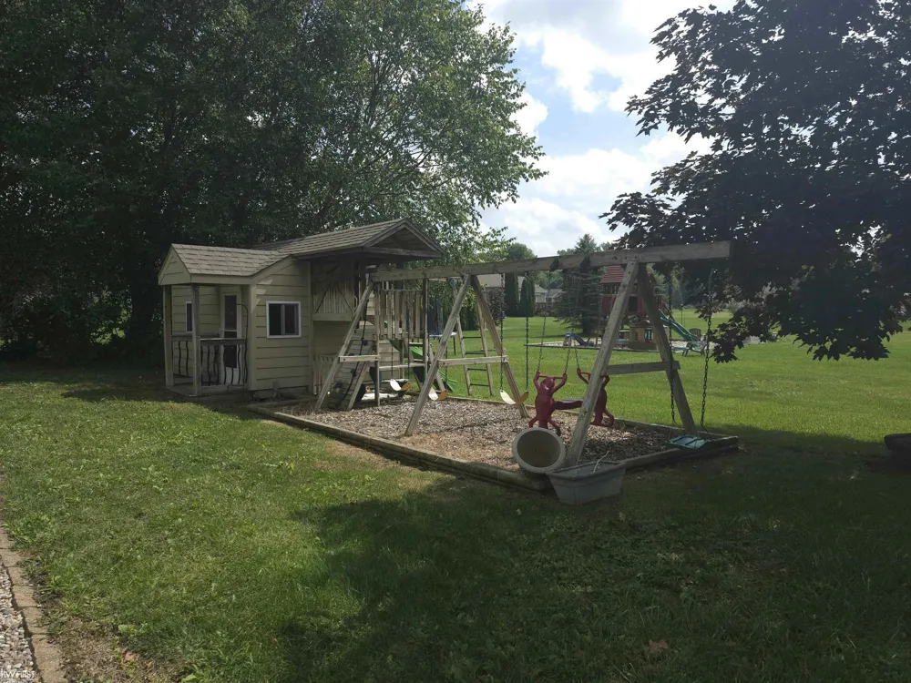 12374 Field Road Vienna Charter Township, MI 48420