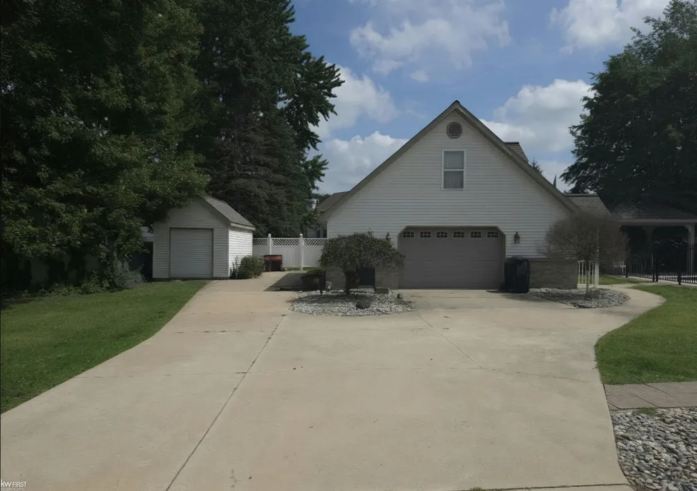 12374 Field Road Vienna Charter Township, MI 48420