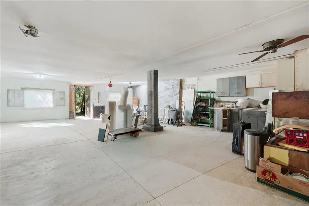 5884 Rockbridge Road Stone Mountain, GA 30087