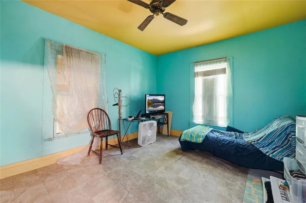 5884 Rockbridge Road Stone Mountain, GA 30087