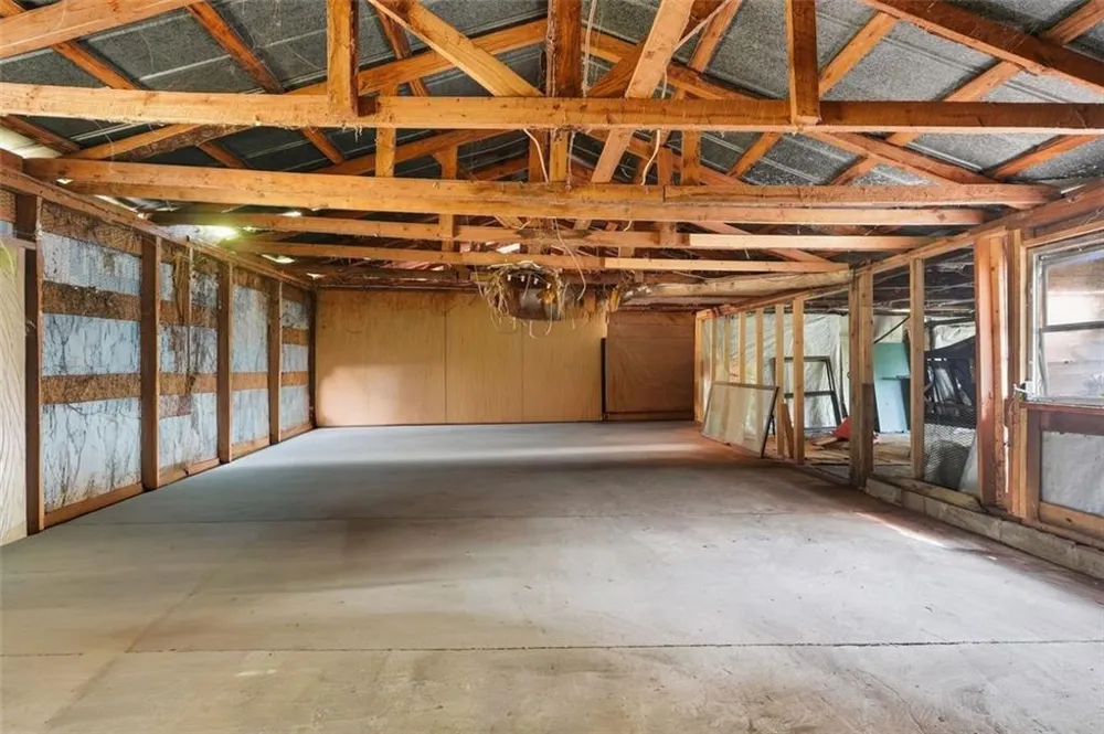 5884 Rockbridge Road Stone Mountain, GA 30087