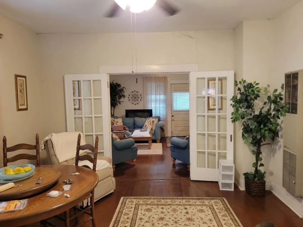 619 Bismark Street Seguin, TX 78155