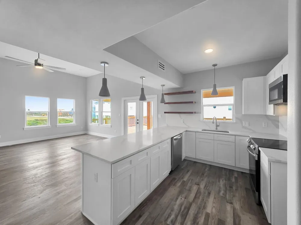 186 Ocean View Drive Crystal Beach, TX 77650