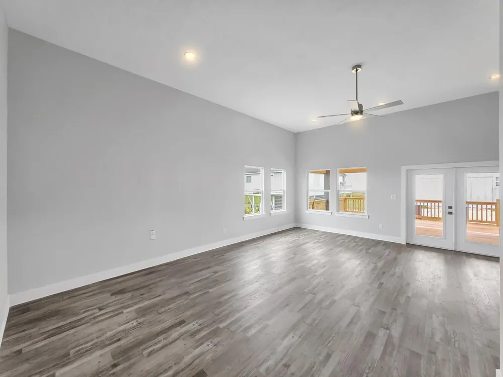 186 Ocean View Drive Crystal Beach, TX 77650