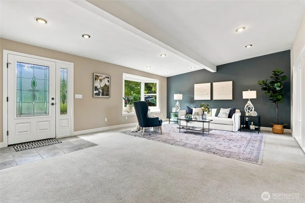 8218 SE 36th Street Mercer Island, WA 98040